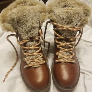 Brown Winter Boots with Fur
